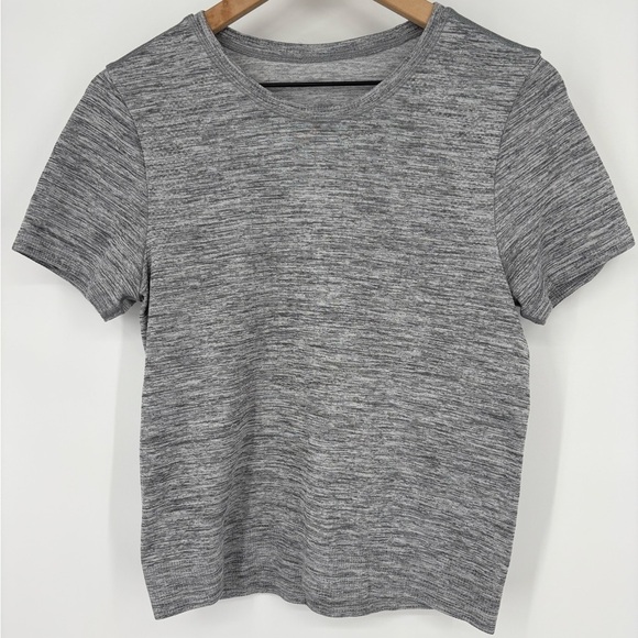 Athleta Tops - Athleta Seamless‎ Heathered Gray Top